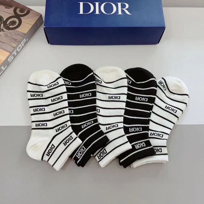 DIOR